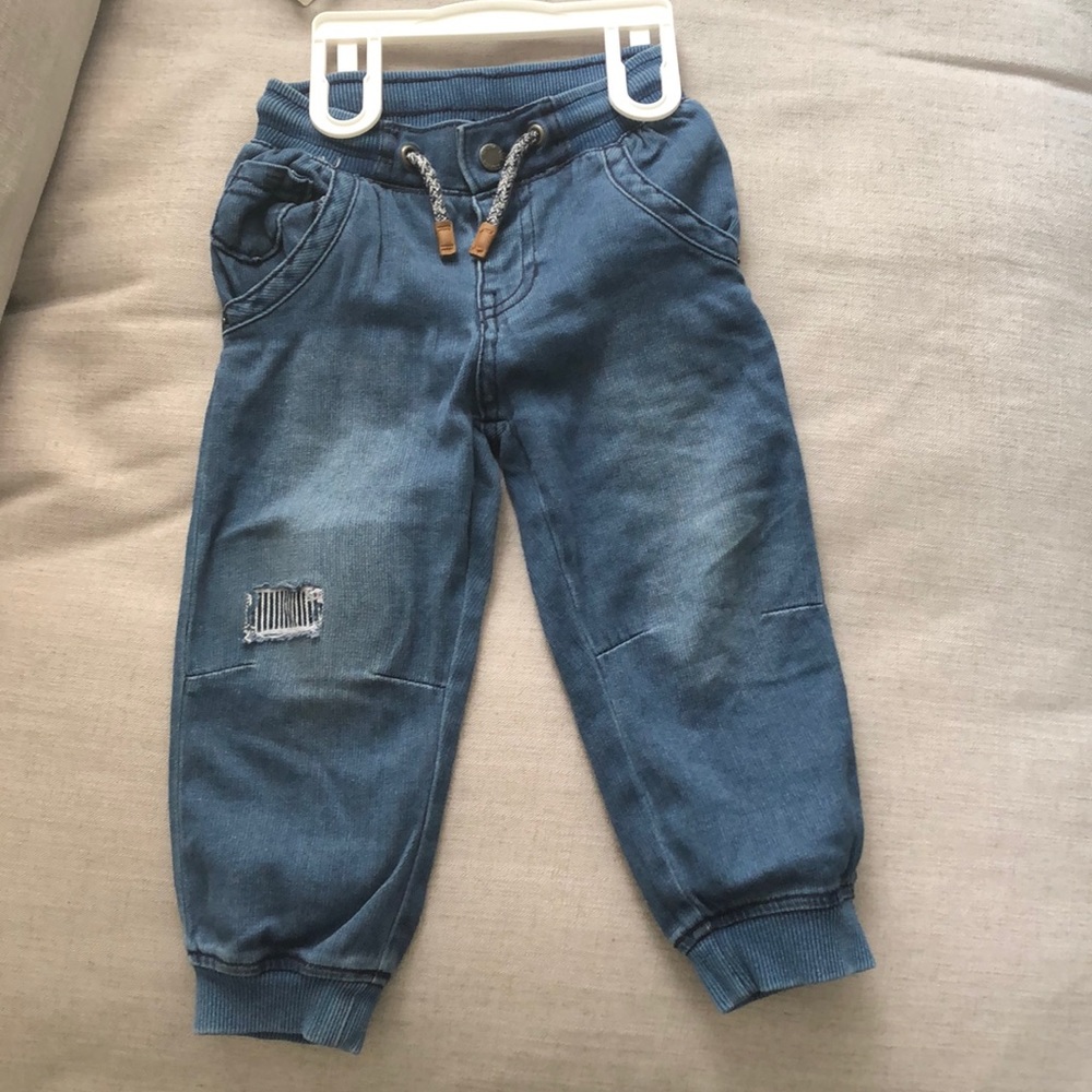 OshKosh toddler jogger jeans